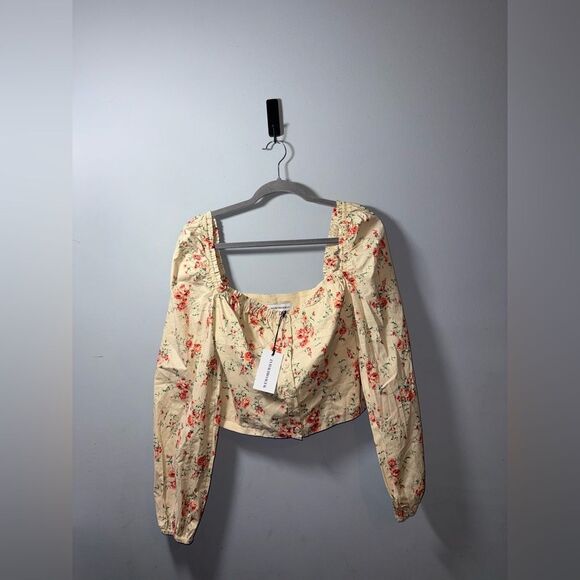 WeWoreWhat Tops - We wore what women’s floral ruched cup crop top size Small NWT feminine romantic